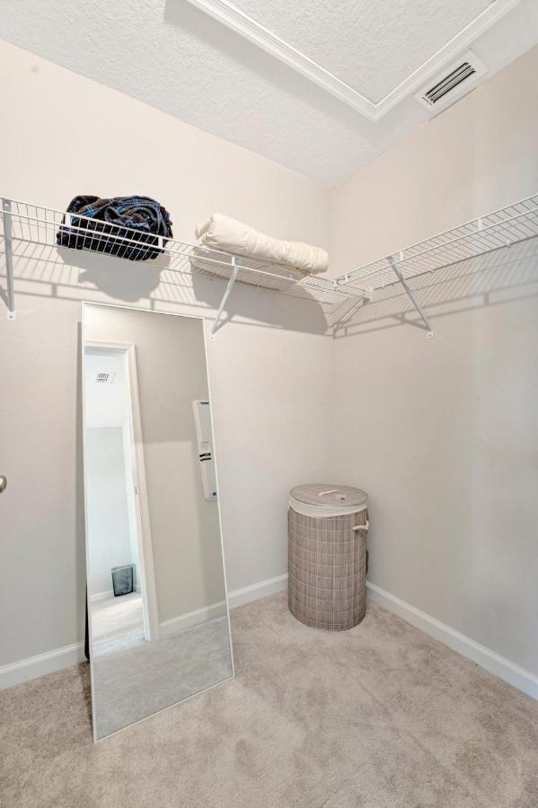Zenhomes In Heart Of Brandon Convenient Location Exterior foto